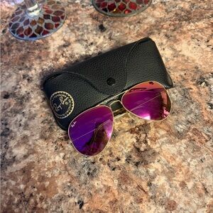 Ray-Ban Gold Aviator Sunglasses with Pink Lenses